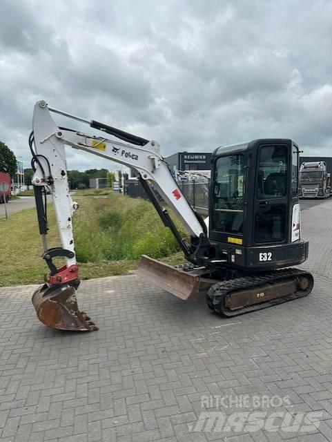 Bobcat E 32 Mini rýpadlá < 7t
