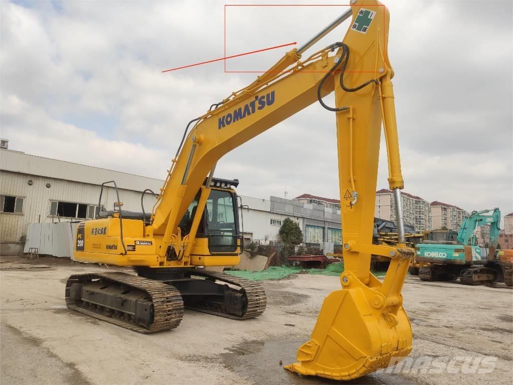 Komatsu PC 200-8 Midi rýpadlá 7 t - 12 t