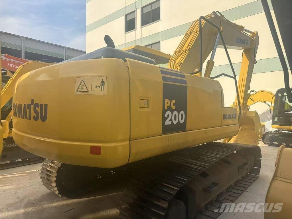 Komatsu PC 200 LC-7 Pásové rýpadlá