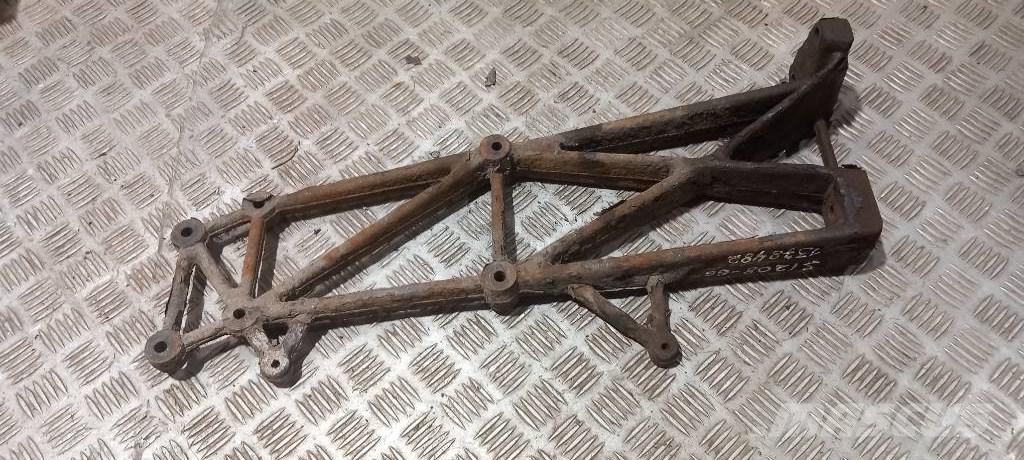 Scania 94 D.   1378482 Podvozky a zavesenie kolies