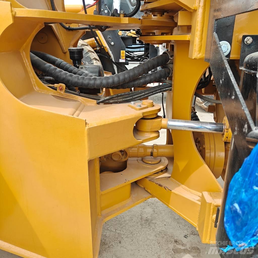CAT 966 H Kolesové nakladače