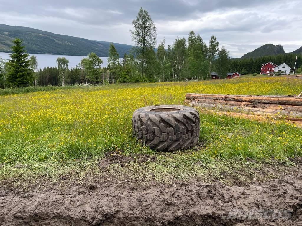 Ponsse BISON AF 8W Lesné traktory