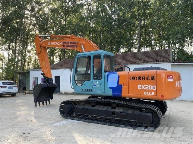 Hitachi EX200 Pásové rýpadlá