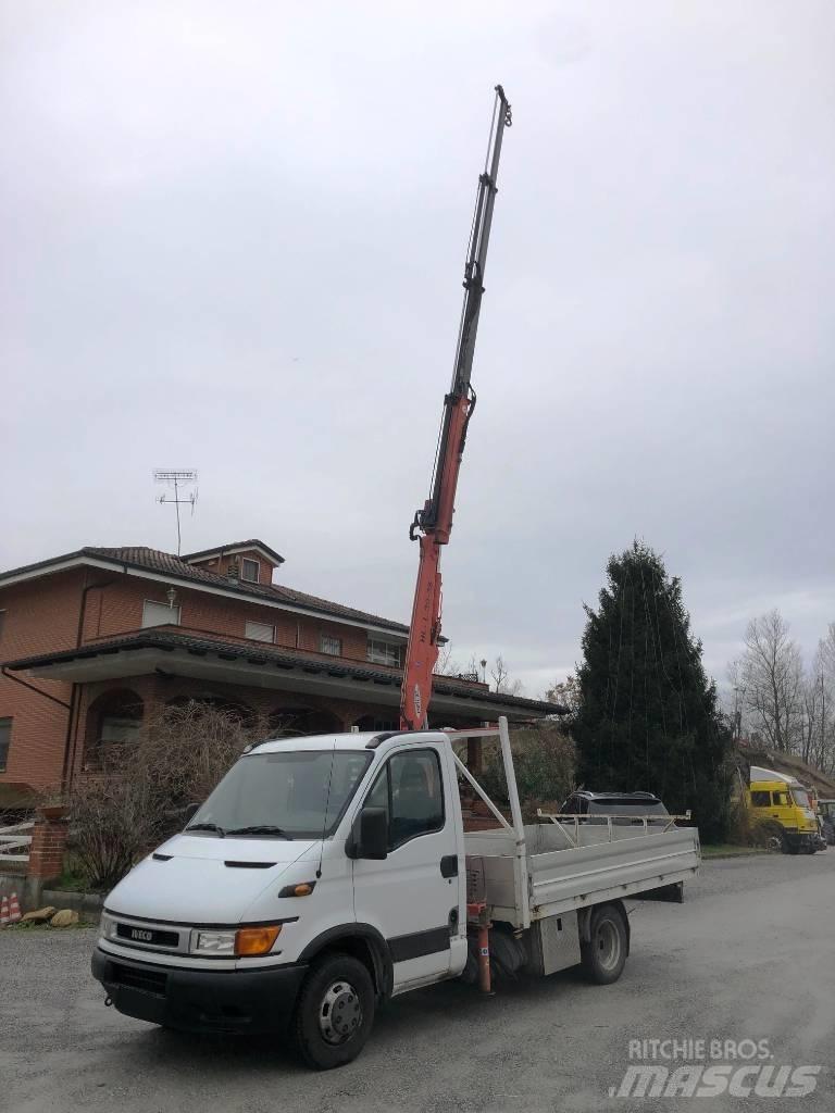 Iveco Daily 35-130 Skriňová nadstavba