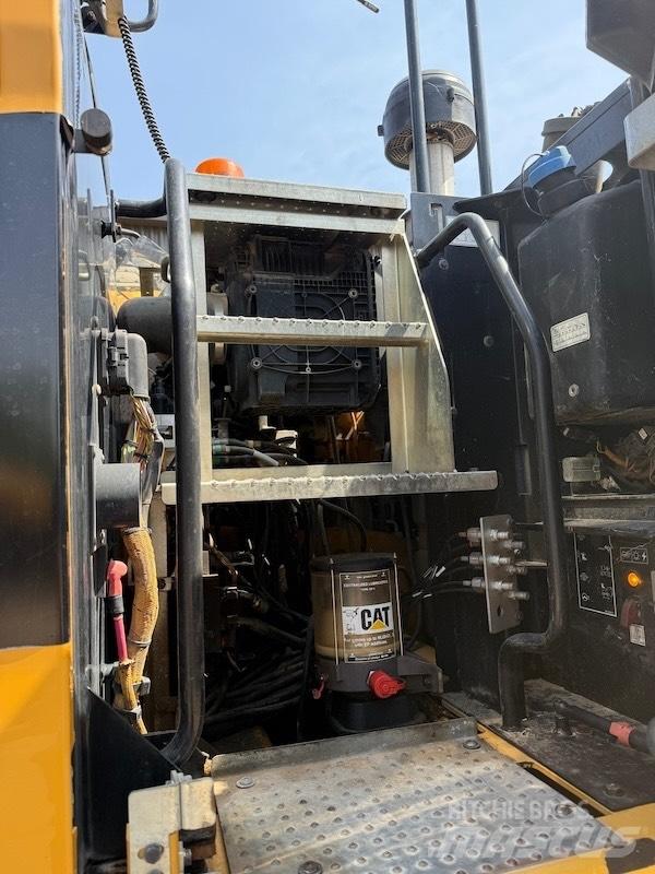 CAT M314F Kolesové rýpadlá