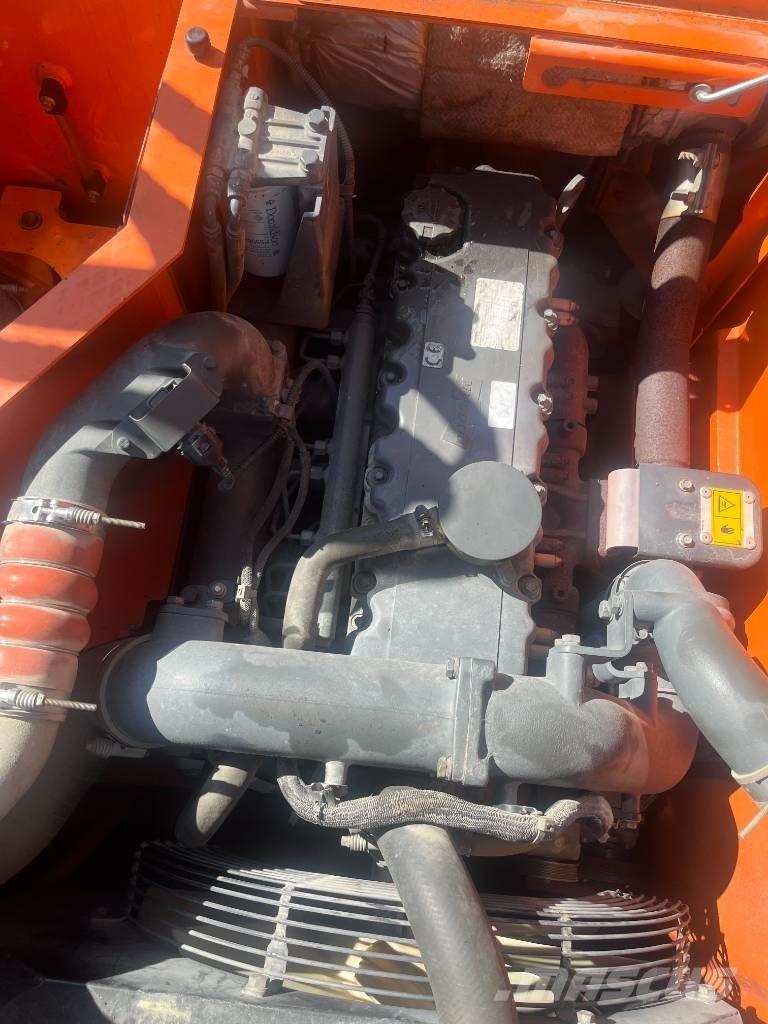 Doosan 235 LCR Pásové rýpadlá