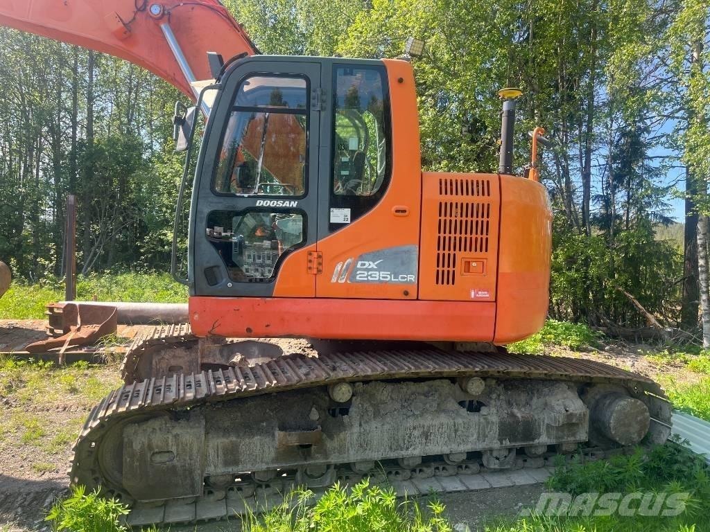 Doosan 235 LCR Pásové rýpadlá