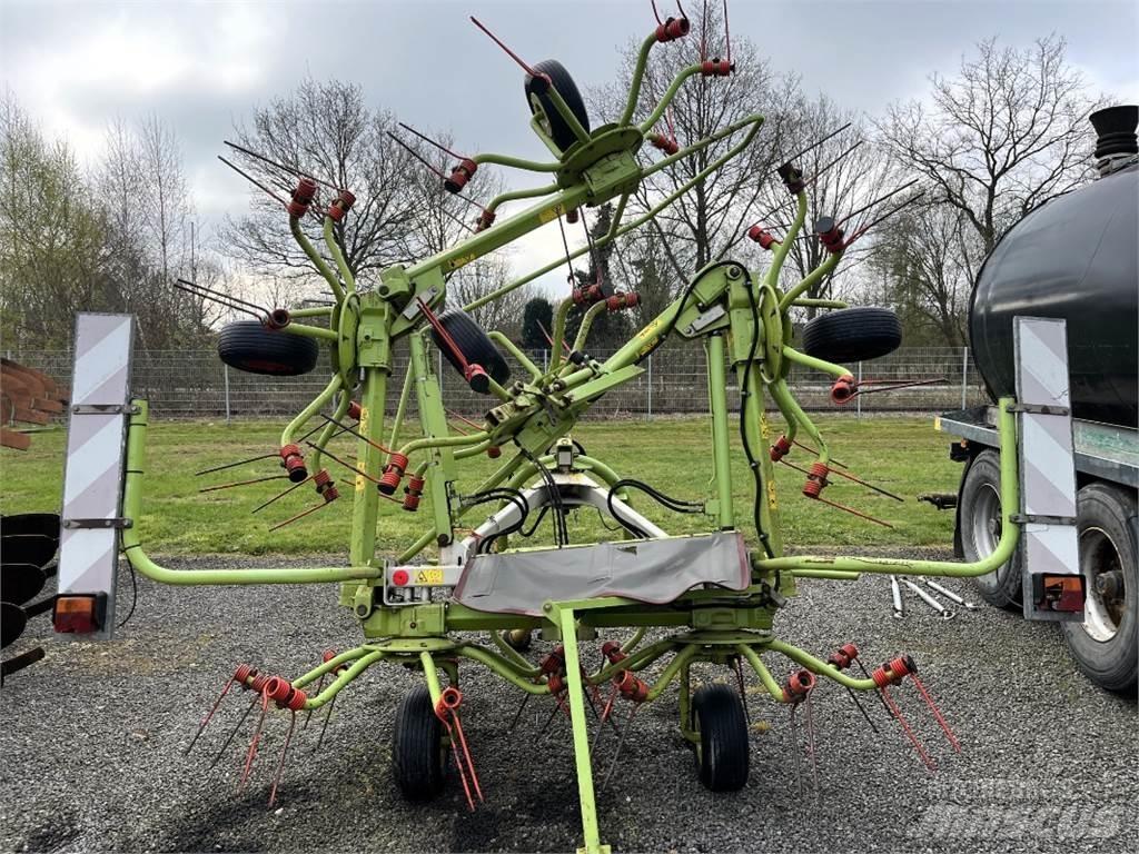 CLAAS VOLTO 770 Obracače a zhrabovače sena
