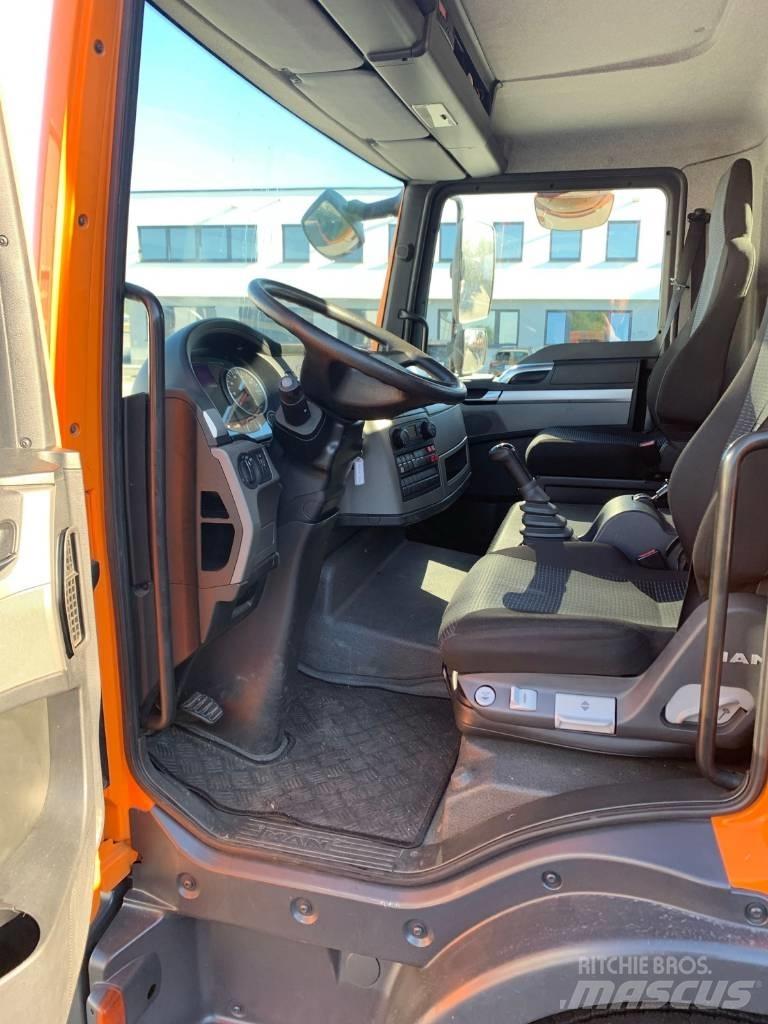 Palfinger P 300 KS Autoplošiny