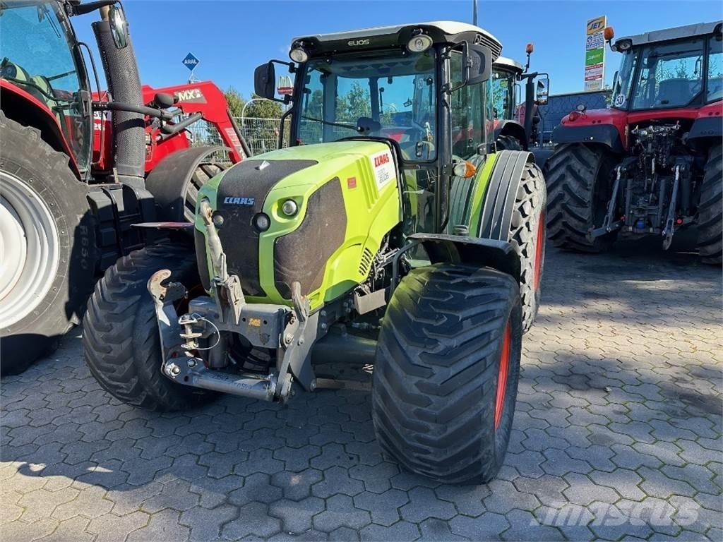 CLAAS Elios 220 Traktory