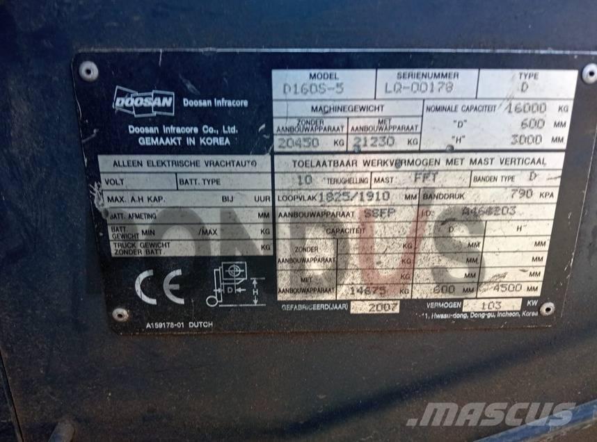 Doosan D160S-5 Dieselové vozíky