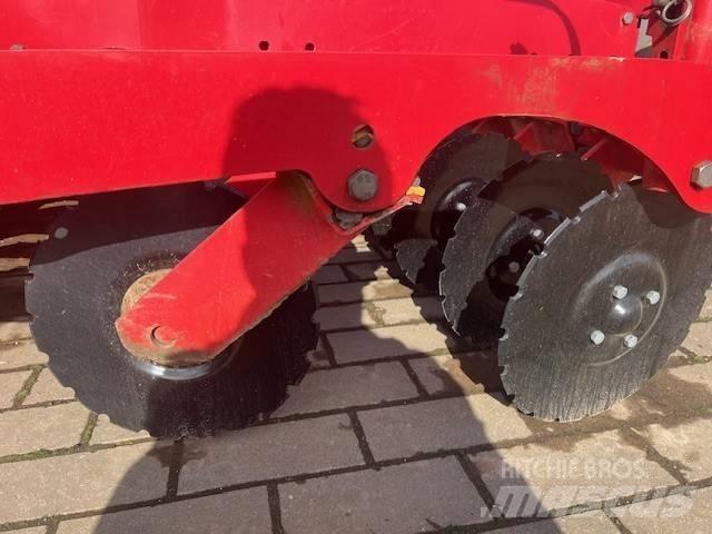 Väderstad Rapid400C Mechanické sejačky