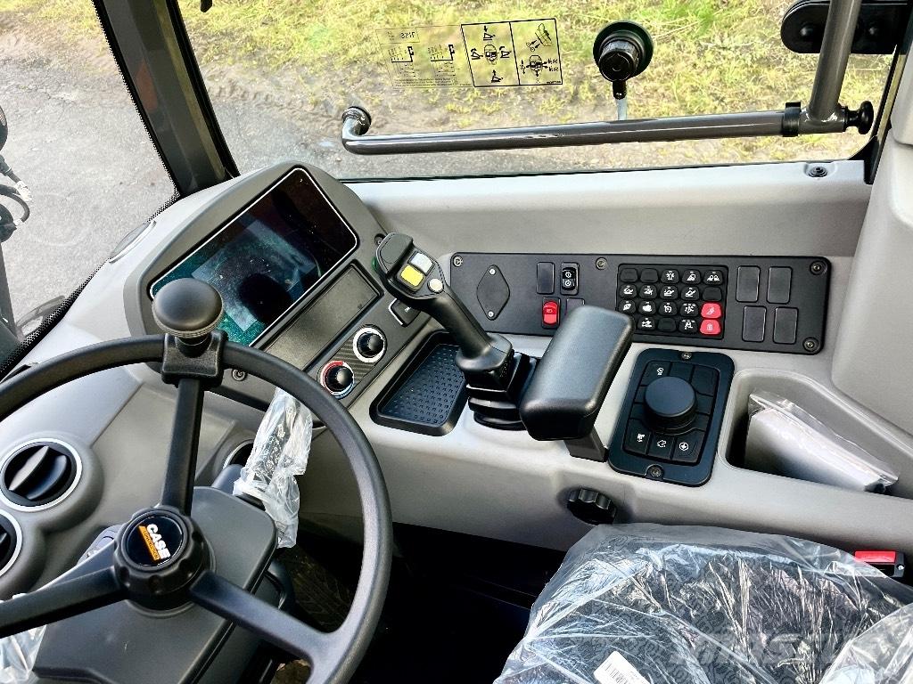 CASE 321 F Kolesové nakladače