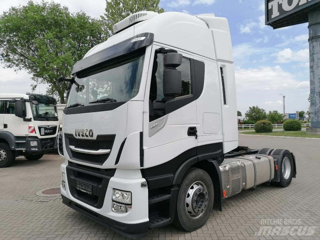Iveco AS440ST/P Ťahače