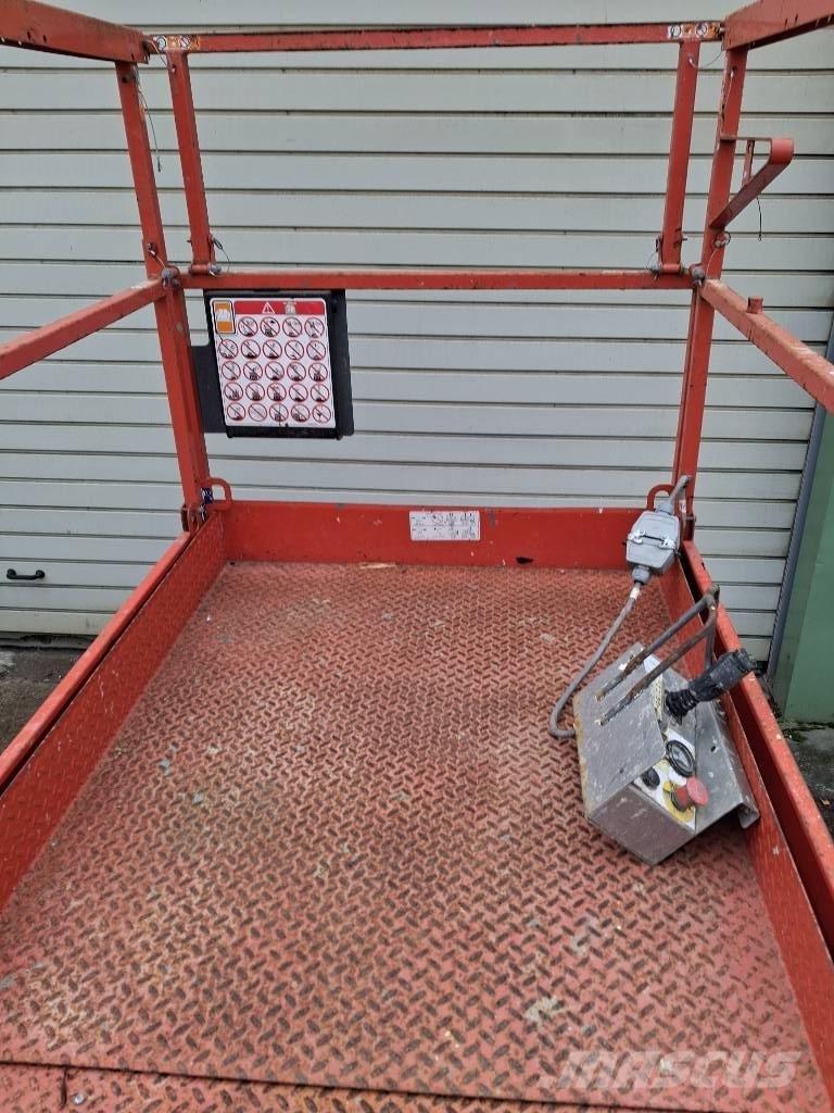 SkyJack SJ III 4632 Nožnicové zdvíhacie plošiny