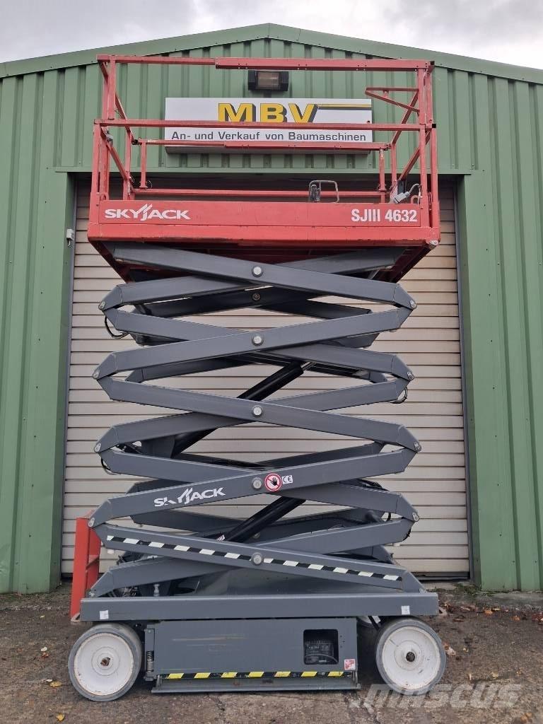 SkyJack SJ III 4632 Nožnicové zdvíhacie plošiny