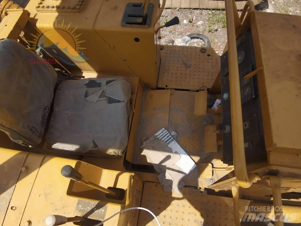 CAT D 3 C Pásové dozéry