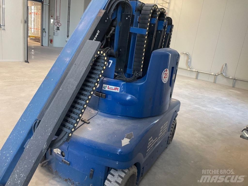 JLG Toucan 1210 Kĺbové plošiny