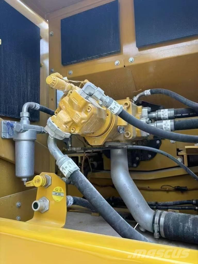 CAT 336 GC Pásové rýpadlá
