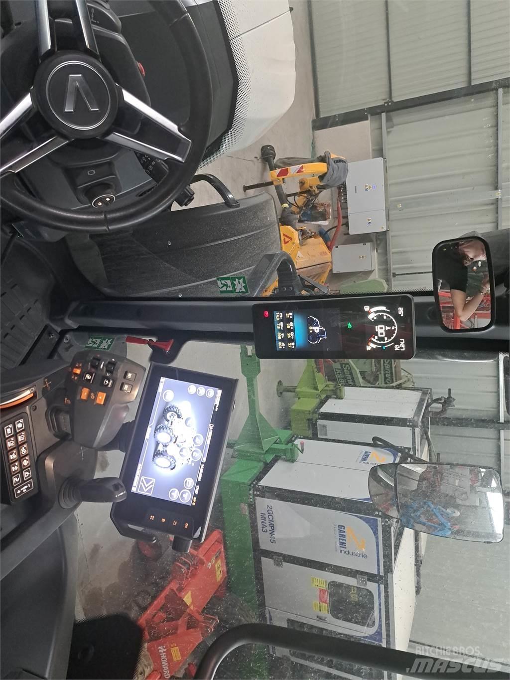 Valtra N155 Traktory