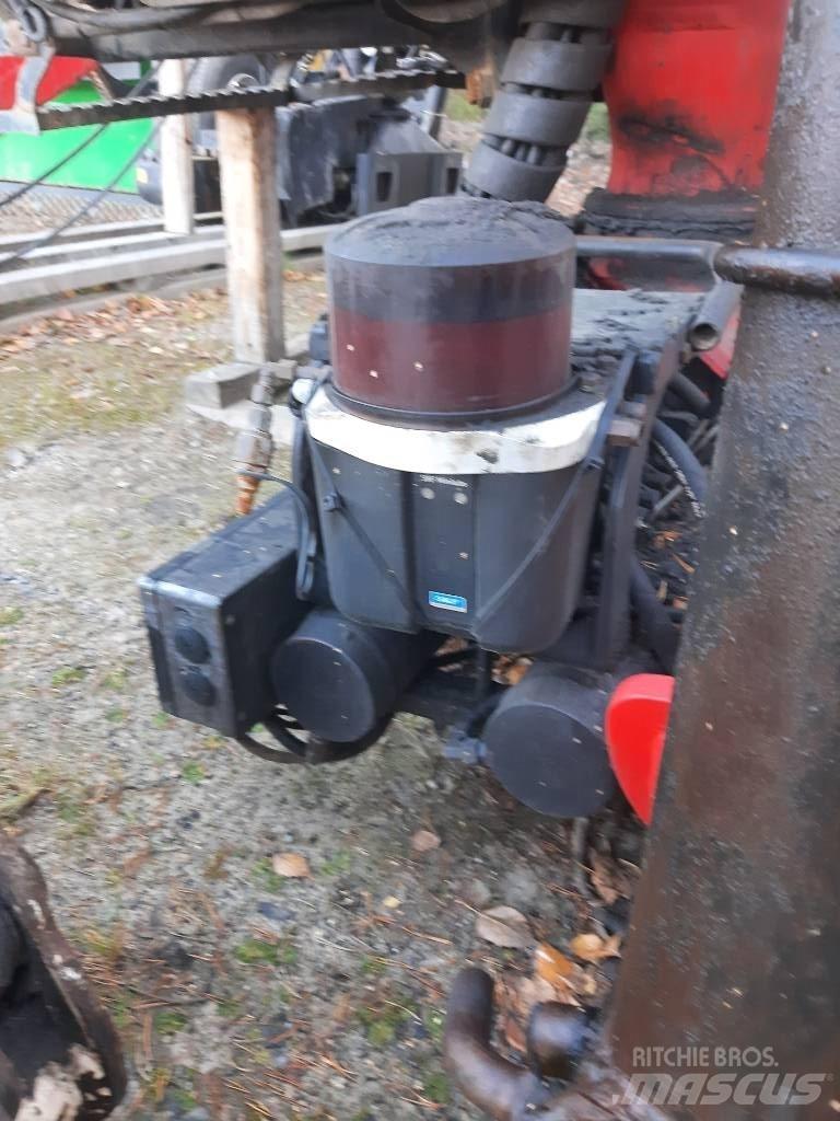 Epsilon Q150L97 Lesnícke žeriavy