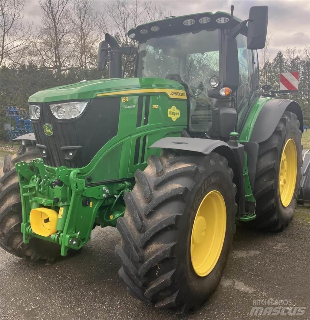 John Deere 6R 250 Traktory