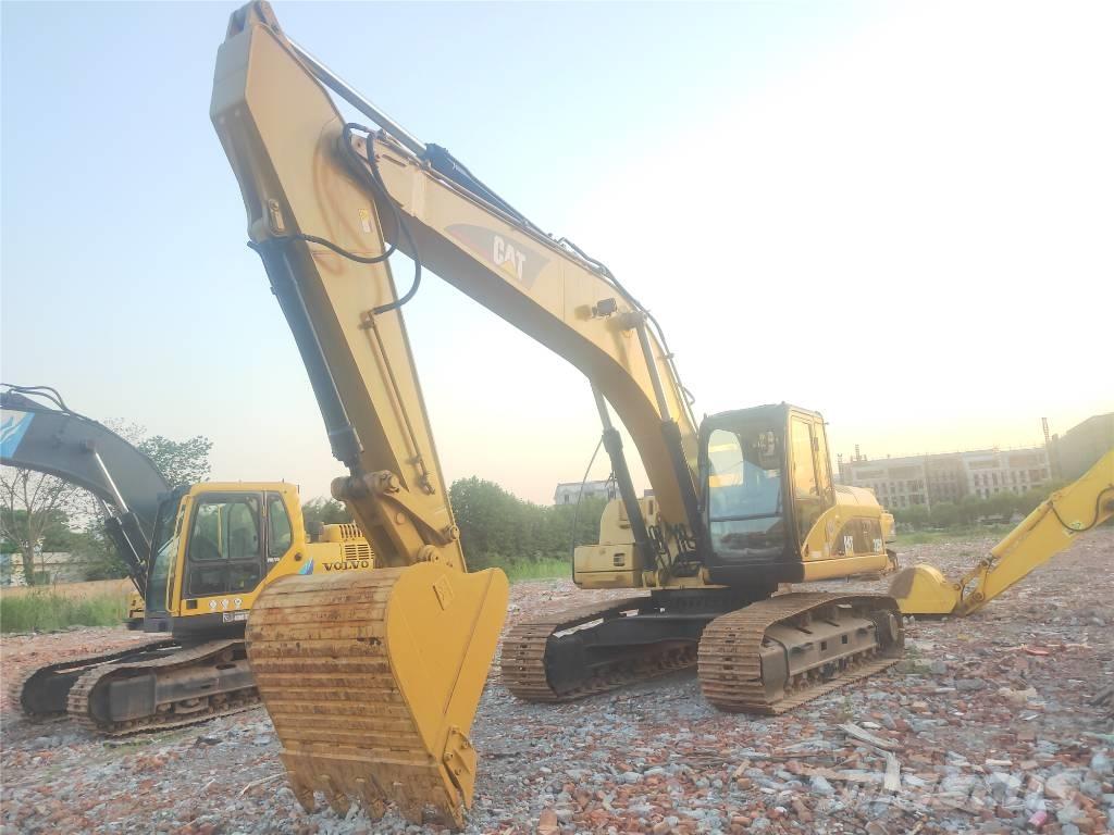 CAT 325C Pásové rýpadlá