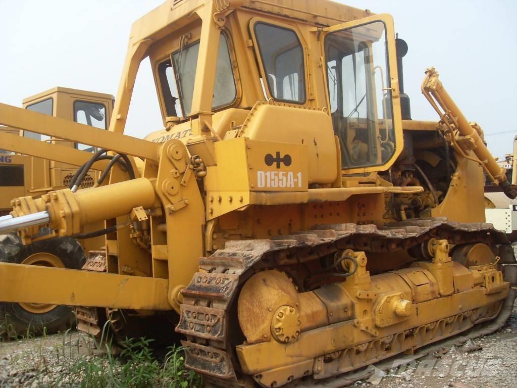 Komatsu d155a-1 Pásové dozéry