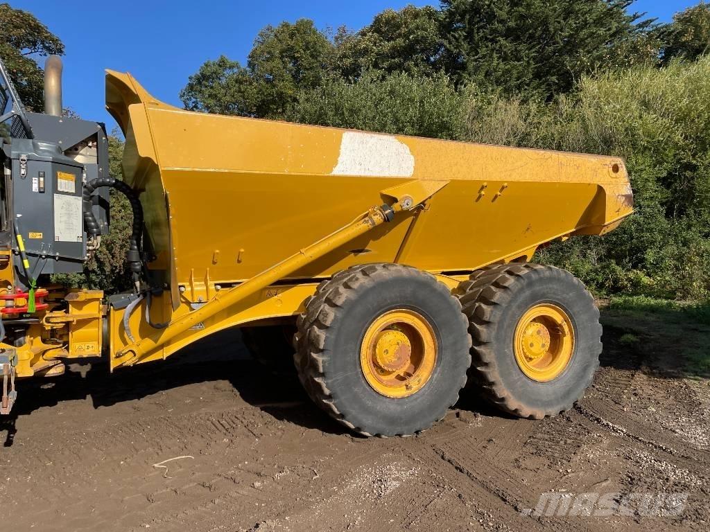 Bell B 25 E EPA Kĺbové nákladné autá