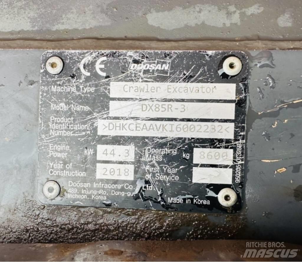 Doosan DX 85 R-3 Midi rýpadlá 7 t - 12 t