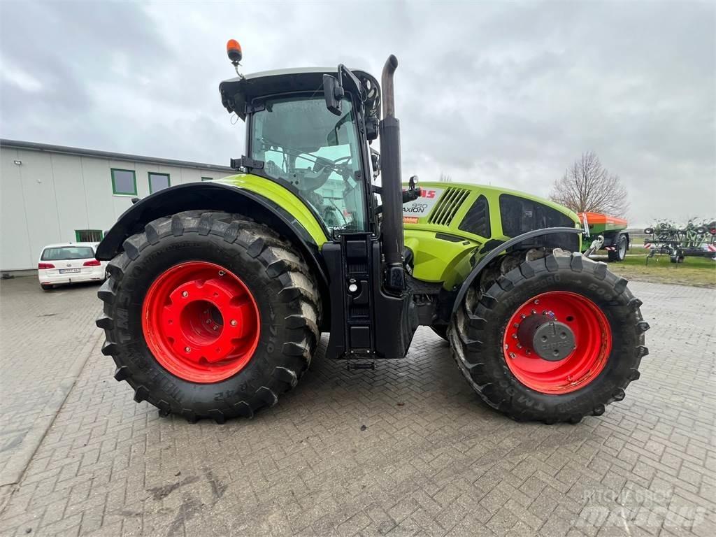 CLAAS Axion 930 Traktory