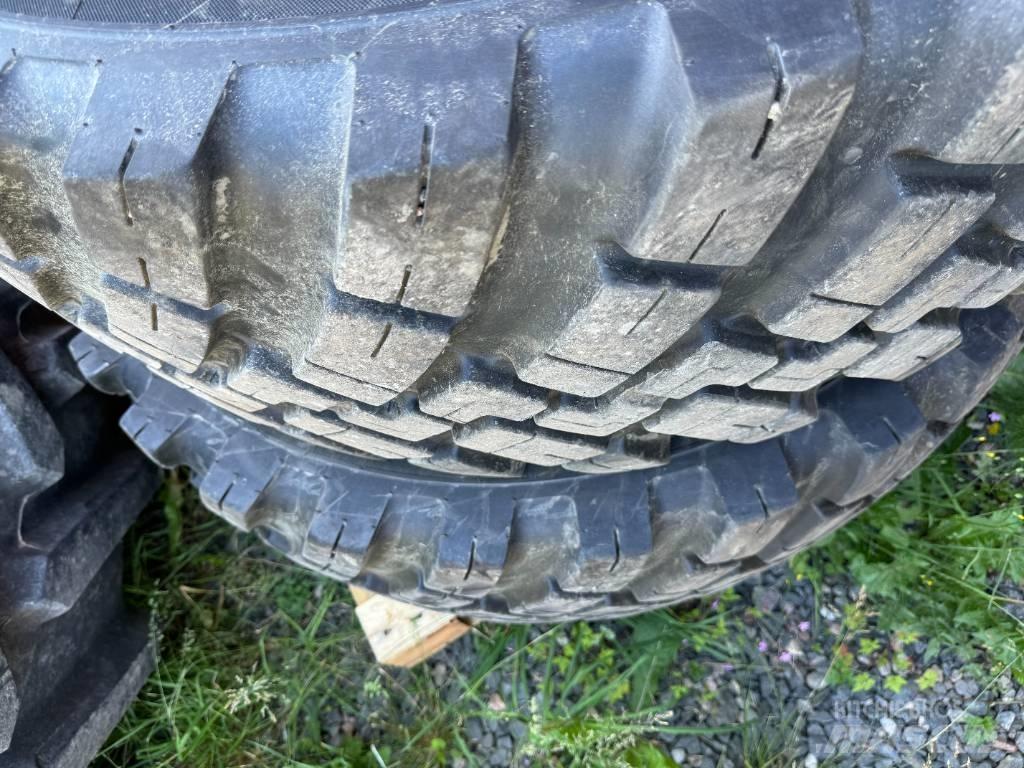 BKT 480/65 R28 IND Pneumatiky, kolesá a ráfiky