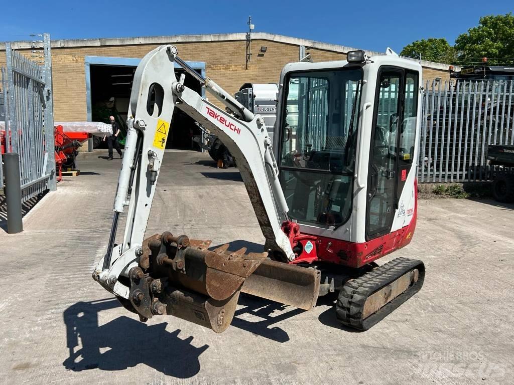 Takeuchi TB 216 Mini rýpadlá < 7t