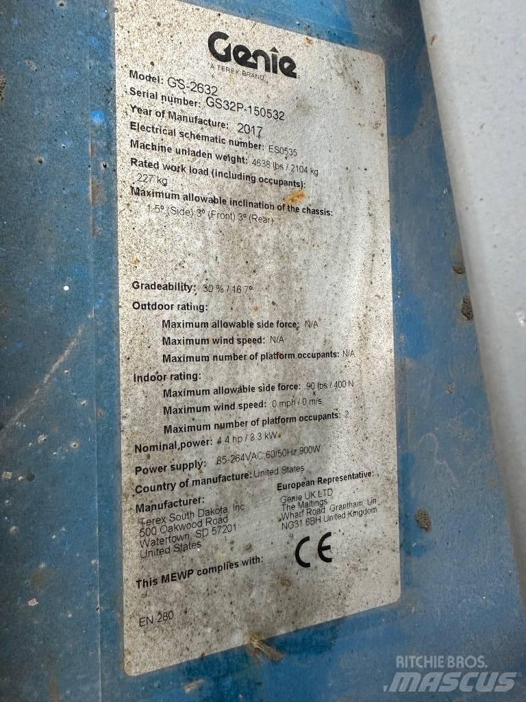 Genie GS 2632 Nožnicové zdvíhacie plošiny