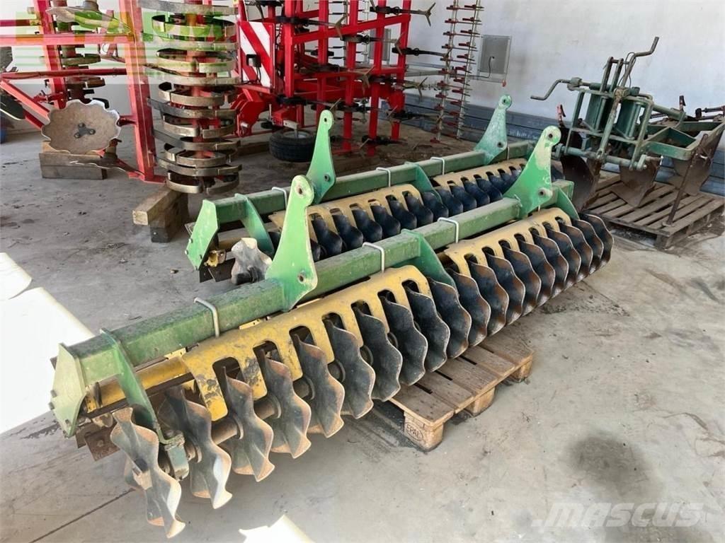 Kerner Stratos Kultivátory