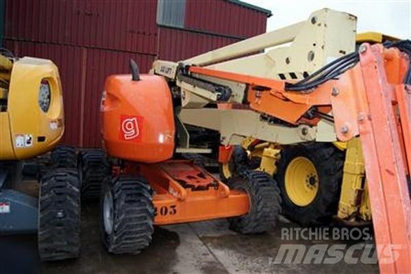 JLG 450 AJ (15 metros) Kĺbové plošiny