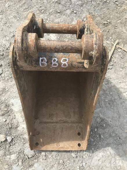  12 BUCKET, 30mm PINS Lopaty