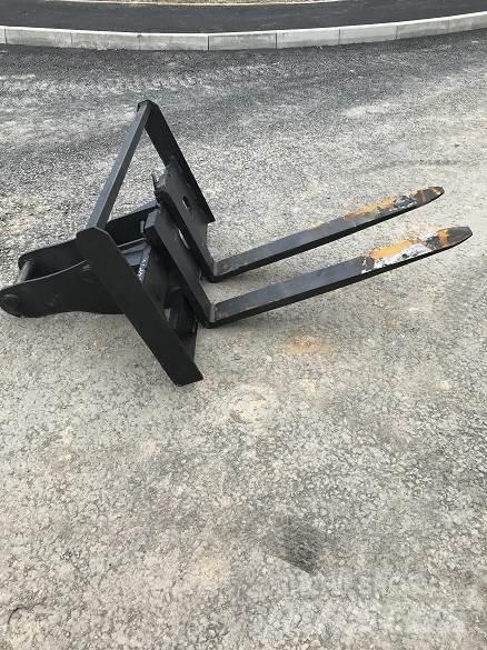  13T PALLET FORK Stavebníctvo - ostatné