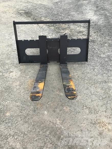 13T PALLET FORK Stavebníctvo - ostatné