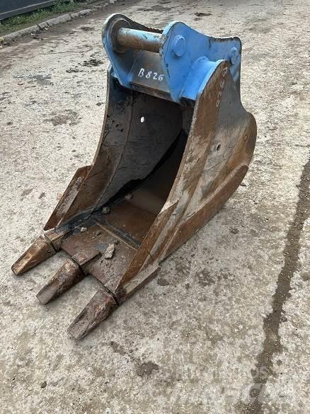  2' BUCKET, 65mm PINS Lopaty