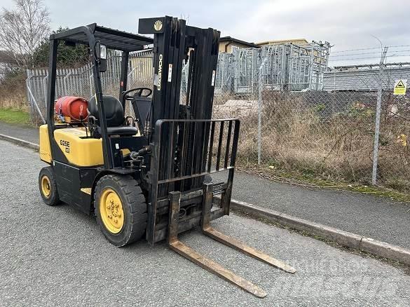 Daewoo G25E-3 Stavebníctvo - ostatné