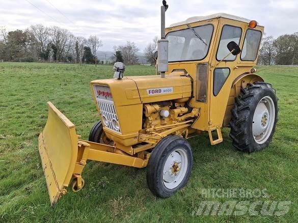 Ford 2000 TRACTOR Stavebníctvo - ostatné