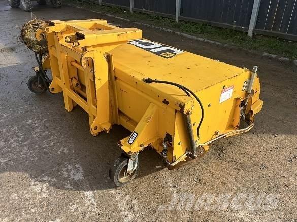 JCB SWEEPER SC240 Stavebníctvo - ostatné