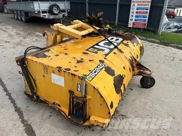JCB SWEEPER SC240 Stavebníctvo - ostatné
