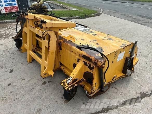 JCB SWEEPER SC240 Stavebníctvo - ostatné