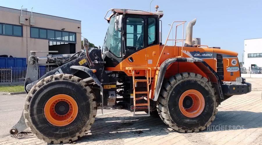 Doosan DL420-5 Kolesové nakladače