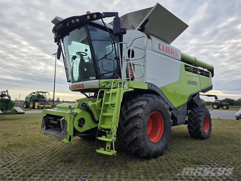 CLAAS Lexion 760 Kombinované zberacie stroje
