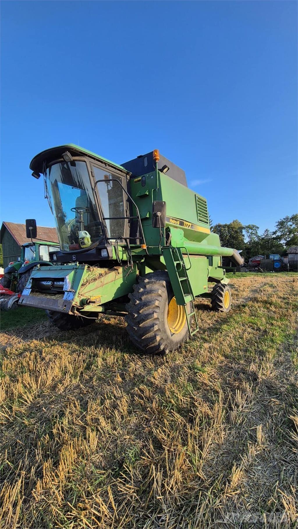 John Deere 1177 Kombinované zberacie stroje