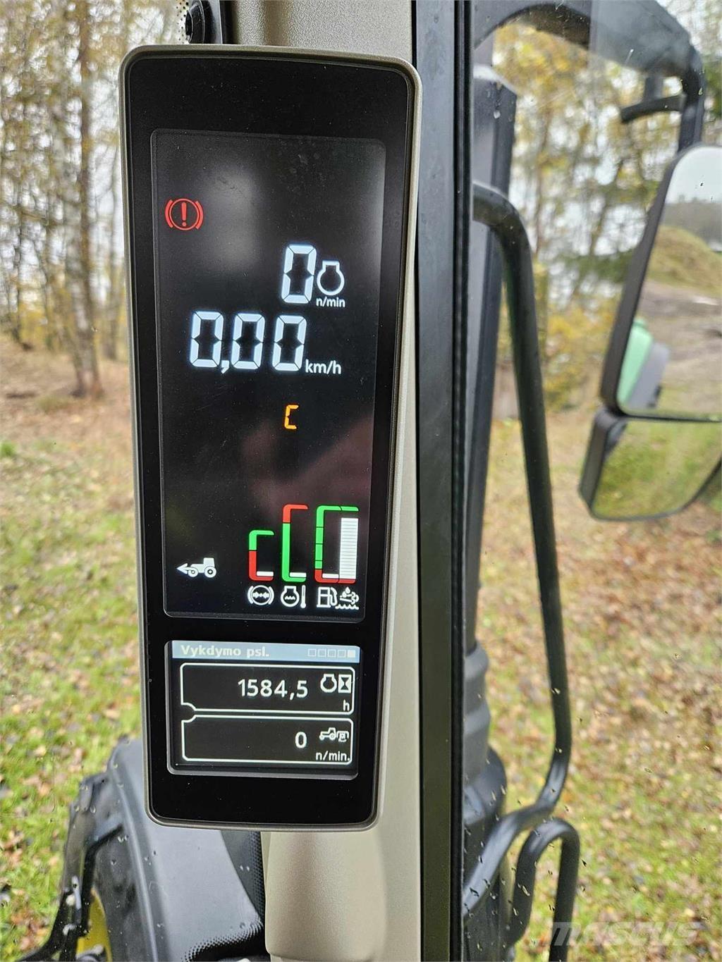 John Deere 6130M Traktory