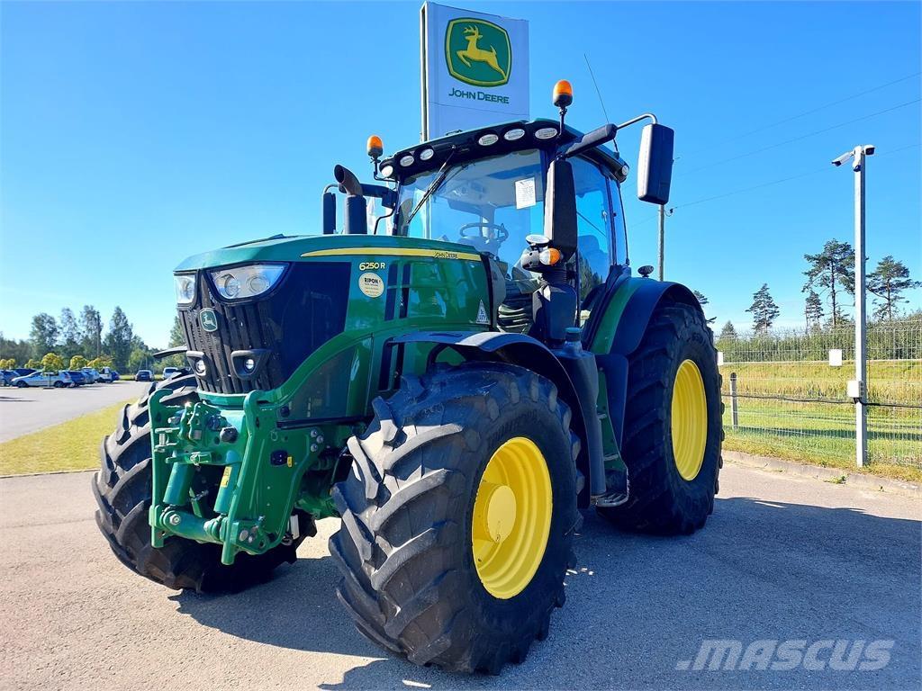 John Deere 6250R Traktory